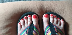 What's the best colour for toe nails?