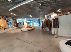 Les Parisiennes des Mamansnet: For the Love of Well Dressed Women in Repose