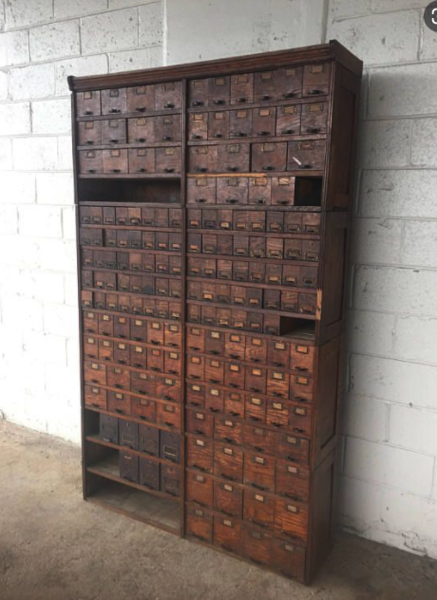 ?Antique metal box. Anyone with any knowledge?