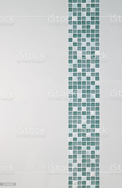 Bathroom tiles with moasic/feature trendy or not?
