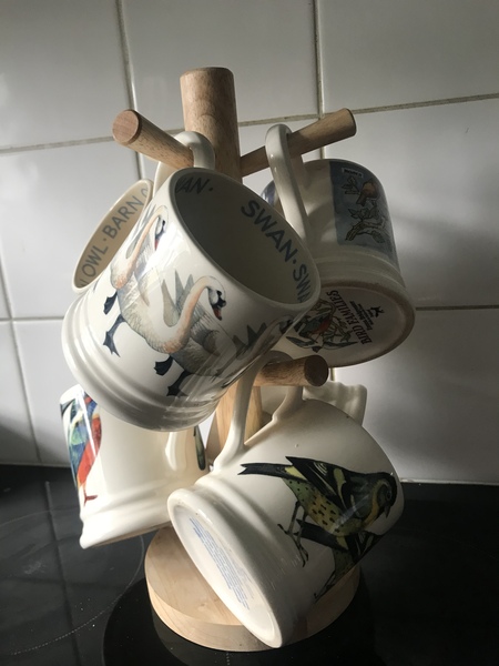 Does anyone still use a mug tree?