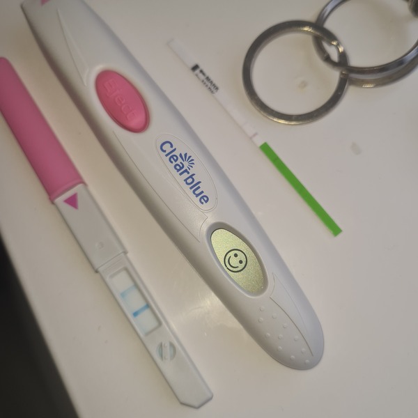 Clear blue opk input please smiley cd10 and cd 15