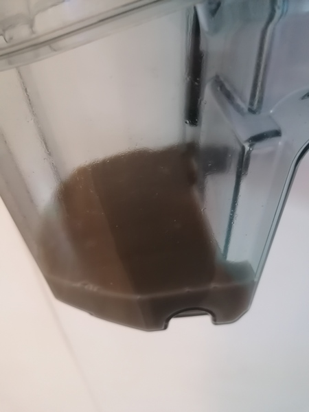I just bought a bissel spot cleaner. Anyone want to see what cam out of my dirty pouffe?