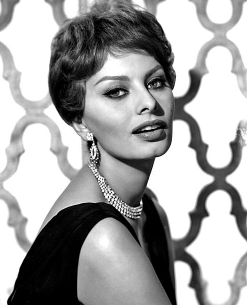 Who is this filmstar 50s / 60s maybe?