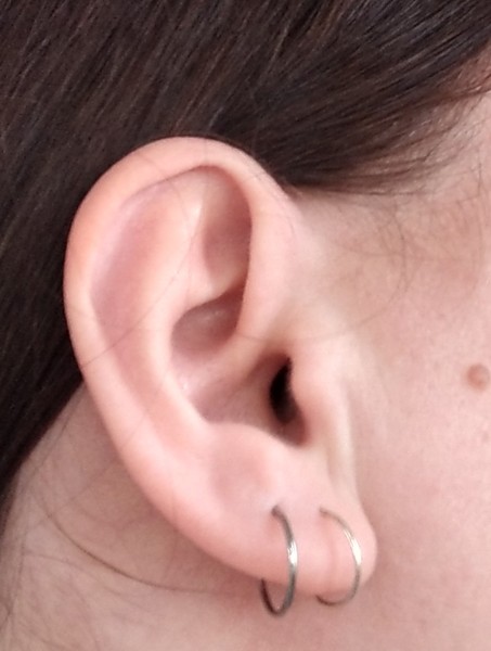 To ask if hooped earrings