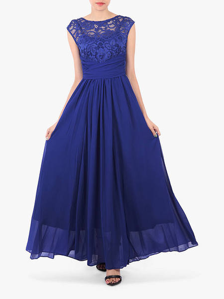 To go to a wedding in formal attire?