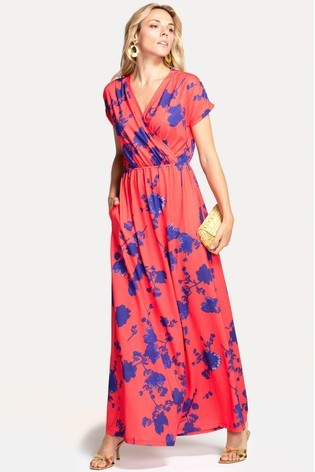 To go to a wedding in formal attire?