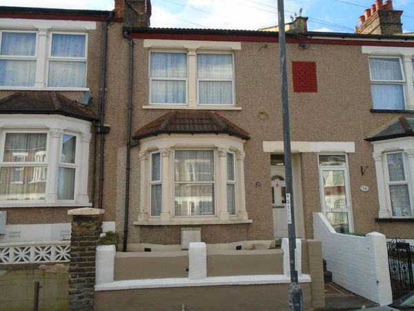 My Victorian terrace looks terrible. How can I improve it?