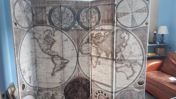 What should I write on my walls ?