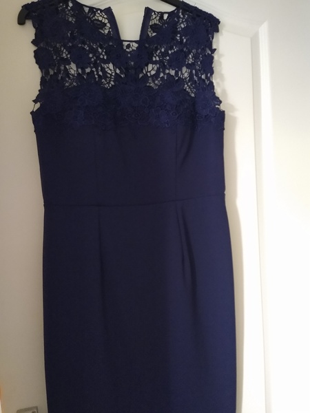 Help!  I've got the shoes and bag but can't find the outfit!