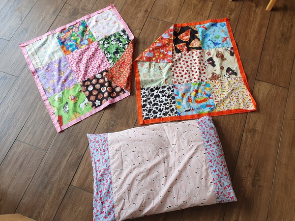Decluttering one item a day thread number 18 – quickly stashing our clutter in charity shops now we can let people back inside our houses