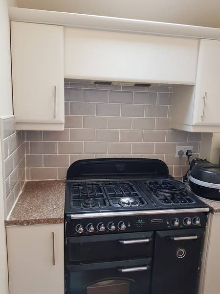 How would you 'refresh' this 90s style kitchen?