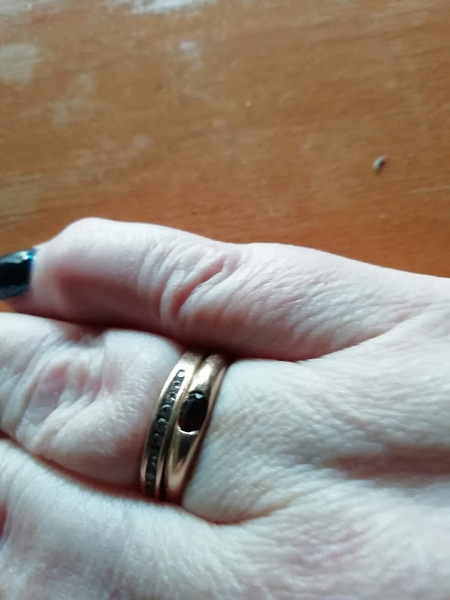 Bespoke eternity-ish ring - show me show me!