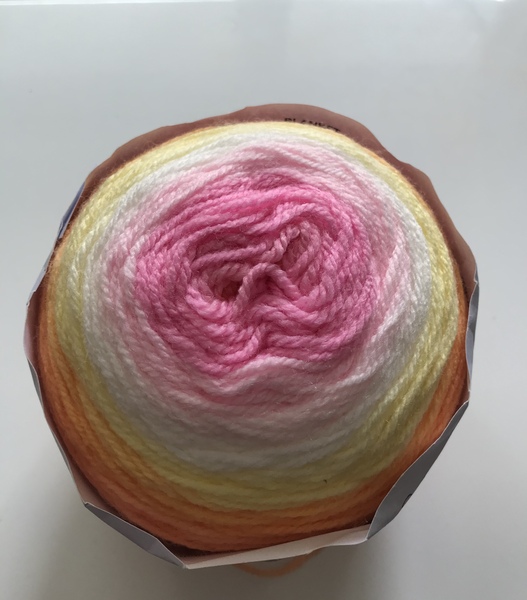 Quick but interesting shawl pattern?