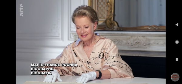 Les Parisiennes des Mamansnet: Do not ask the kock about les préservatifs in the food.