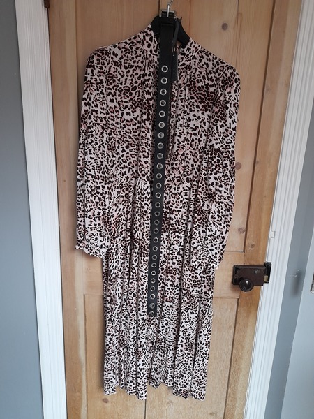 Please help me style this dress for a wedding!