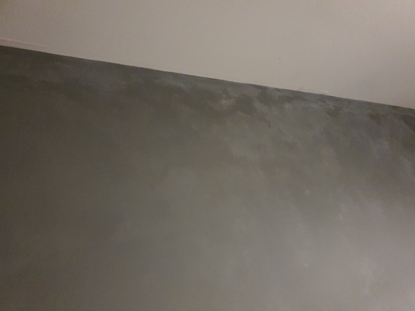 What's going on with my wall 😳