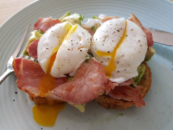 Poached eggs  pics