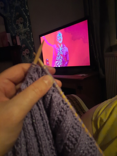 Anyone on here who knits?