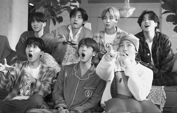 MsLatté’s Daebak Cybercafé (Kdrama addicts #26): With the dog days of summer behind us, it’s time to dust off your persimmon racks and dig out your down jackets for a cosy k-autumn