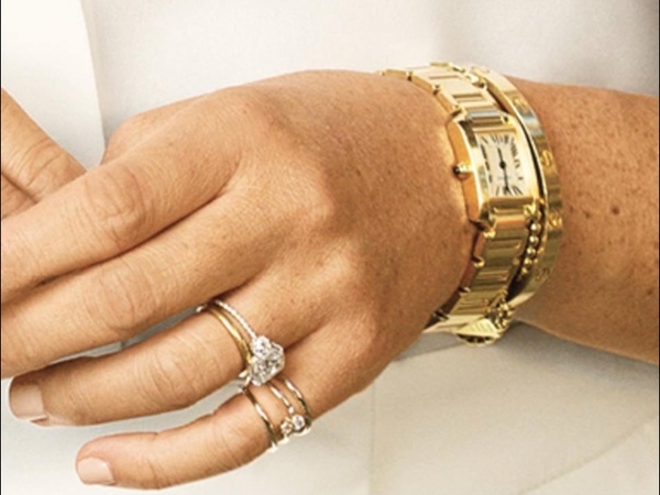 Royal Style - Leti loves a linear look, but Maxima's mantra is more!