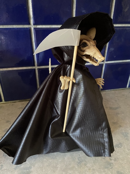 A cape for Death of Rats