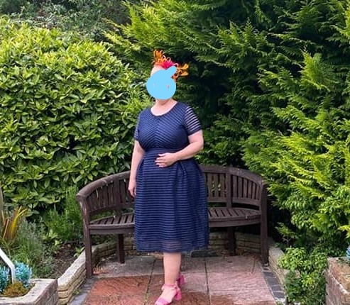 What are short overweight ladies wearing to weddings?