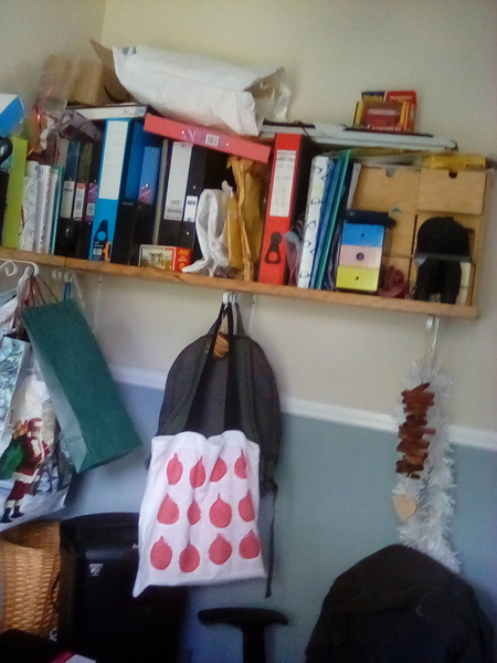Does anyone have a NICE box room? Feel free to critique my shithole (pics)