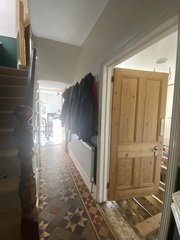 Old house, the rising damp debate