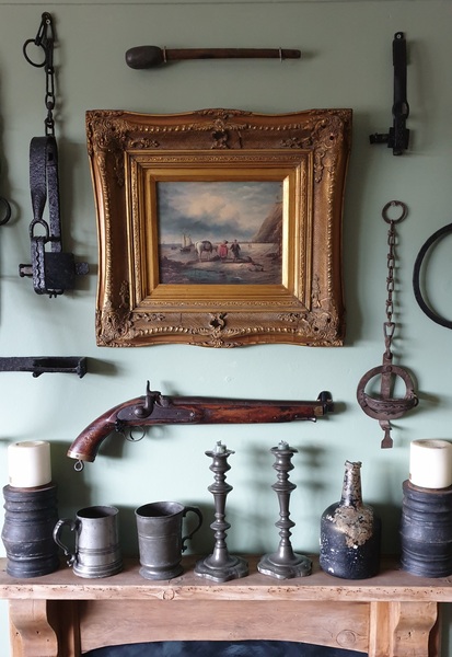 Show me your mantelpieces please!