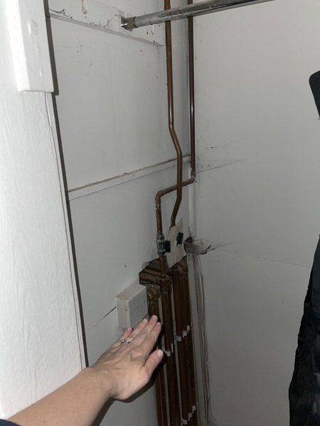 Shower issue, can anyone help me understand?