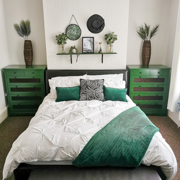 To ask what your bedroom looks like?