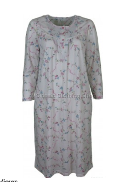 Weirdly attracted to this as loungewear ..