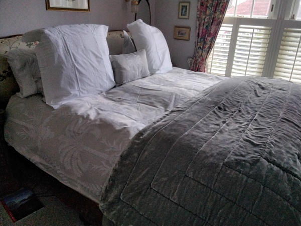 To ask what your bedroom looks like?
