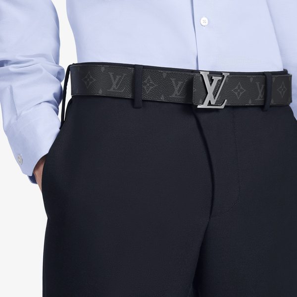 Big row about expensive belt