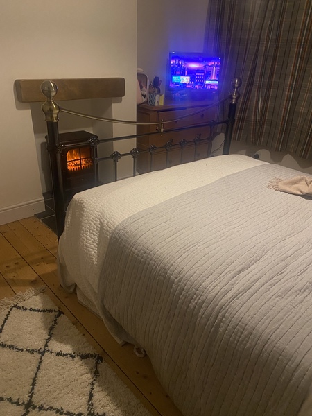 To ask what your bedroom looks like?