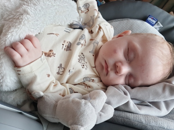 Moving lump in babies cheek
