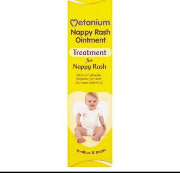 Burnt hand hurts as soon as it's out of cold water