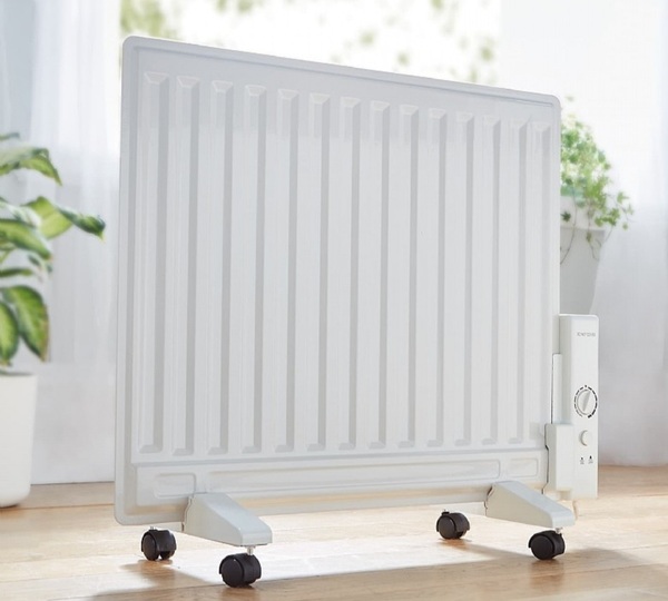 How do i heat one room all day cheaply?
