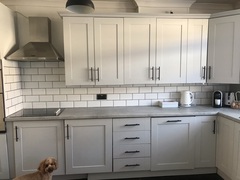 Hand painting kitchen units vs professional spray