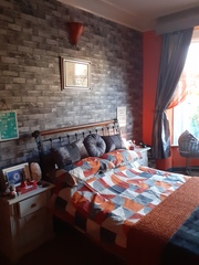 To ask what your bedroom looks like?