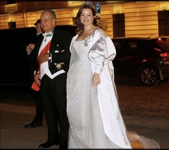 Royal Style - Max is back! Pringles are the new black!
