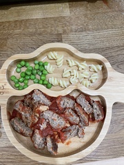 Pictures of your 6-12 month old meals?