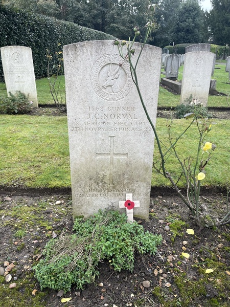 Anyone going near Richmond Cemetery (Surrey) before Remembrance Sunday?