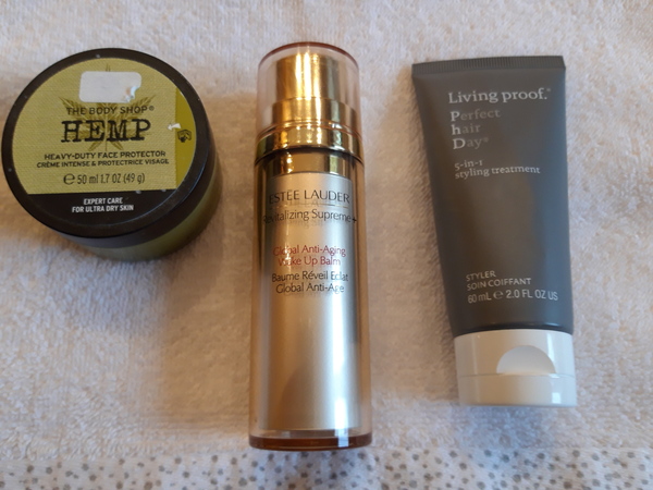 Beauty addicts anonymous! A wonderful community of hoarders!