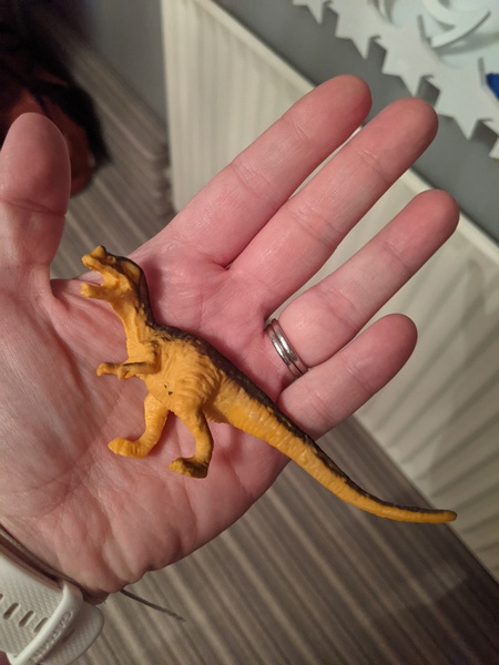 Can anyone help find a dinosaur for DD?