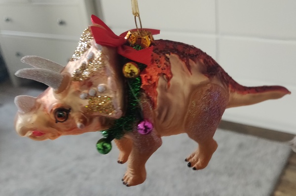 I've found THE best Christmas tree ornament