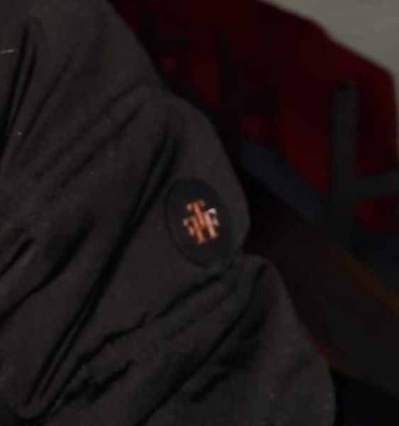 Posting for traffic - anyone know this logo?