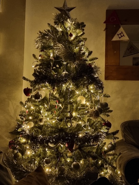 The lovely friendly perfumistas thread 30: summer has arrived (allegedly) and we all smell incredible 😉