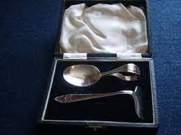 WHO on earth thought three-pronged forks were a good idea? I’ve had a terrible time trying to eat my cake.